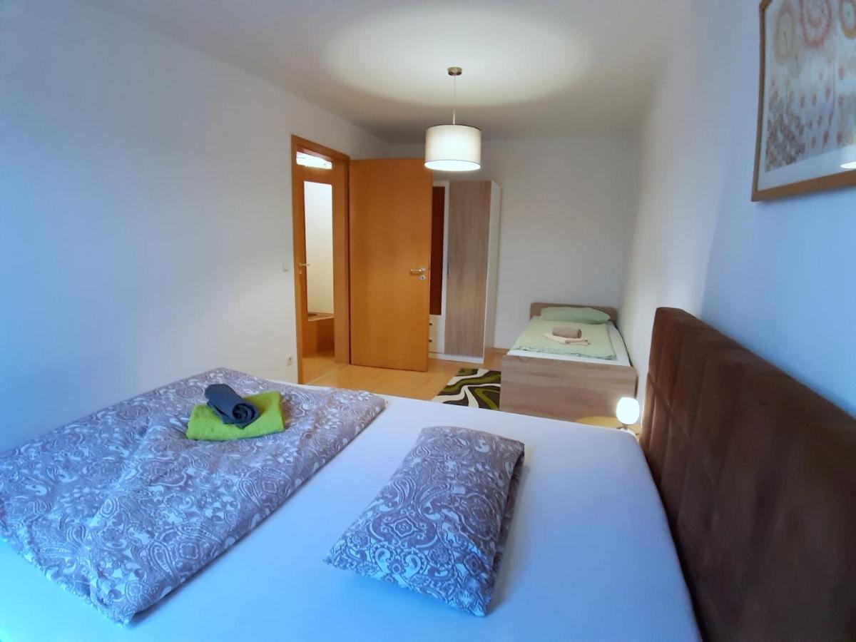 Lea-Apartment, 2 Raum, Balkon Tg Zentral Am Park Lipsia Esterno foto